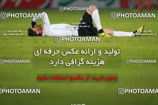 1483111, Tehran, , Iran Football Pro League، Persian Gulf Cup، Week 11، First Leg، Saipa 0 v 0 Shahin Shahrdari Boushehr on 2019/11/24 at Shahid Dastgerdi Stadium