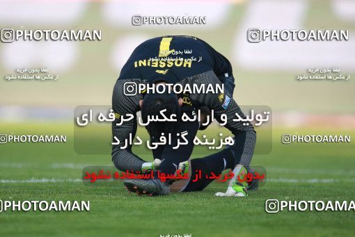 1490332, Tehran,Shahr Qods, Iran, Iran Football Pro League، Persian Gulf Cup، Week 13، First Leg، Esteghlal 1 v 0 Padideh Mashhad on 2019/12/05 at Azadi Stadium