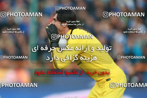 1490460, Tehran,Shahr Qods, Iran, Iran Football Pro League، Persian Gulf Cup، Week 13، First Leg، Esteghlal 1 v 0 Padideh Mashhad on 2019/12/05 at Azadi Stadium