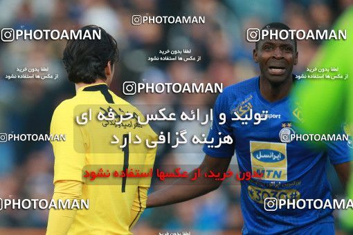 1490431, Tehran,Shahr Qods, Iran, Iran Football Pro League، Persian Gulf Cup، Week 13، First Leg، Esteghlal 1 v 0 Padideh Mashhad on 2019/12/05 at Azadi Stadium