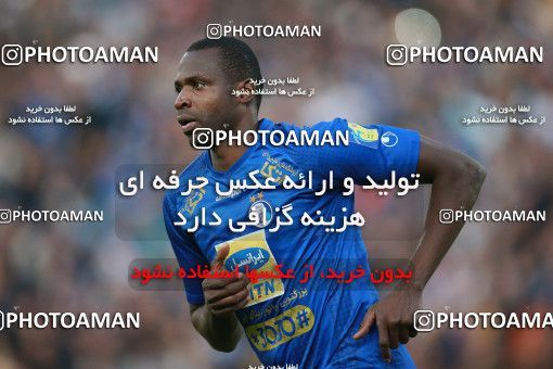 1490513, Tehran,Shahr Qods, Iran, Iran Football Pro League، Persian Gulf Cup، Week 13، First Leg، Esteghlal 1 v 0 Padideh Mashhad on 2019/12/05 at Azadi Stadium