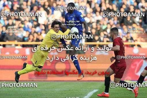 1492975, Tehran,Shahr Qods, Iran, Iran Football Pro League، Persian Gulf Cup، Week 13، First Leg، Esteghlal 1 v 0 Padideh Mashhad on 2019/12/05 at Azadi Stadium