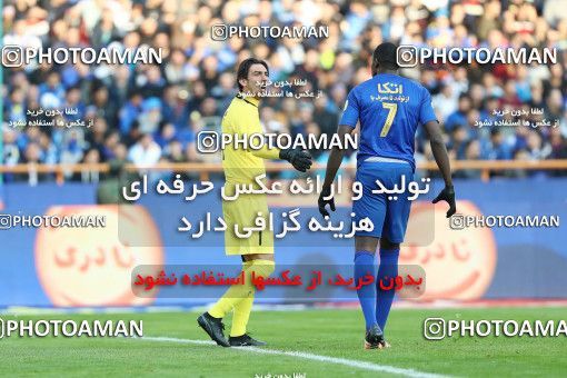 1490897, Tehran,Shahr Qods, Iran, Iran Football Pro League، Persian Gulf Cup، Week 13، First Leg، Esteghlal 1 v 0 Padideh Mashhad on 2019/12/05 at Azadi Stadium