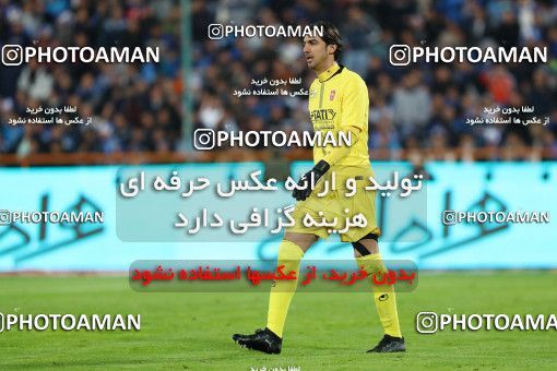1490837, Tehran,Shahr Qods, Iran, Iran Football Pro League، Persian Gulf Cup، Week 13، First Leg، Esteghlal 1 v 0 Padideh Mashhad on 2019/12/05 at Azadi Stadium