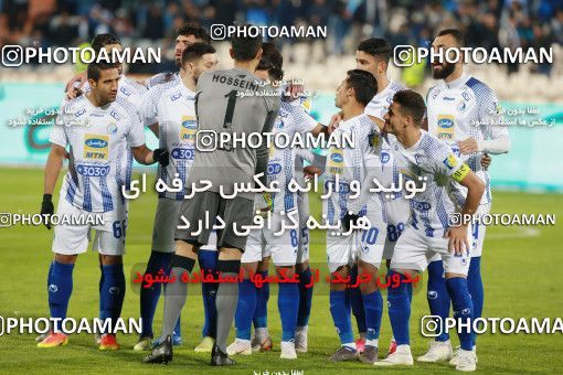 1492983, Tehran, , Iran Football Pro League، Persian Gulf Cup، Week 14، First Leg، Paykan 2 v 2 Esteghlal on 2019/12/09 at Azadi Stadium
