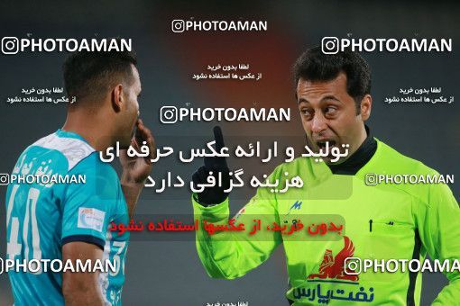 1493094, Tehran, , Iran Football Pro League، Persian Gulf Cup، Week 14، First Leg، Paykan 2 v 2 Esteghlal on 2019/12/09 at Azadi Stadium