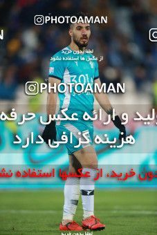 1492990, Tehran, , Iran Football Pro League، Persian Gulf Cup، Week 14، First Leg، Paykan 2 v 2 Esteghlal on 2019/12/09 at Azadi Stadium