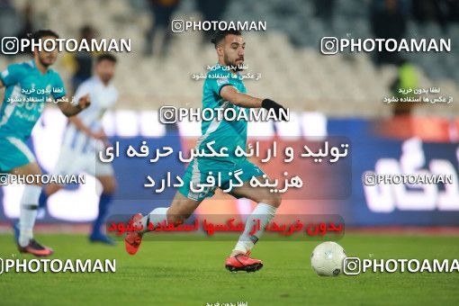 1493095, Tehran, , Iran Football Pro League، Persian Gulf Cup، Week 14، First Leg، Paykan 2 v 2 Esteghlal on 2019/12/09 at Azadi Stadium