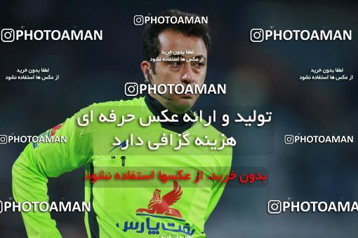 1492985, Tehran, , Iran Football Pro League، Persian Gulf Cup، Week 14، First Leg، Paykan 2 v 2 Esteghlal on 2019/12/09 at Azadi Stadium