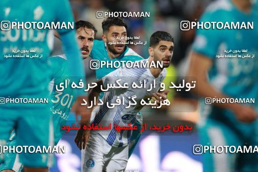 1493022, Tehran, , Iran Football Pro League، Persian Gulf Cup، Week 14، First Leg، Paykan 2 v 2 Esteghlal on 2019/12/09 at Azadi Stadium