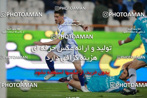 1493024, Tehran, , Iran Football Pro League، Persian Gulf Cup، Week 14، First Leg، Paykan 2 v 2 Esteghlal on 2019/12/09 at Azadi Stadium