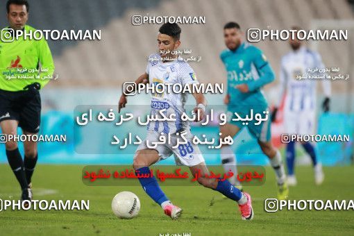 1493124, Tehran, , Iran Football Pro League، Persian Gulf Cup، Week 14، First Leg، Paykan 2 v 2 Esteghlal on 2019/12/09 at Azadi Stadium