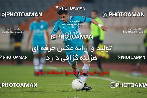 1493025, Tehran, , Iran Football Pro League، Persian Gulf Cup، Week 14، First Leg، Paykan 2 v 2 Esteghlal on 2019/12/09 at Azadi Stadium
