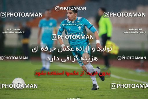 1493069, Tehran, , Iran Football Pro League، Persian Gulf Cup، Week 14، First Leg، Paykan 2 v 2 Esteghlal on 2019/12/09 at Azadi Stadium