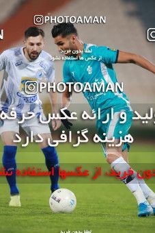 1493214, Tehran, , Iran Football Pro League، Persian Gulf Cup، Week 14، First Leg، Paykan 2 v 2 Esteghlal on 2019/12/09 at Azadi Stadium