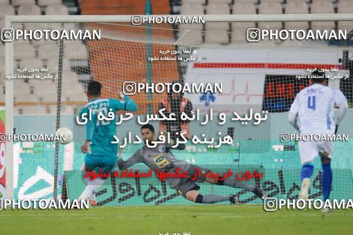 1493228, Tehran, , Iran Football Pro League، Persian Gulf Cup، Week 14، First Leg، Paykan 2 v 2 Esteghlal on 2019/12/09 at Azadi Stadium