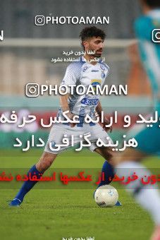 1493182, Tehran, , Iran Football Pro League، Persian Gulf Cup، Week 14، First Leg، Paykan 2 v 2 Esteghlal on 2019/12/09 at Azadi Stadium