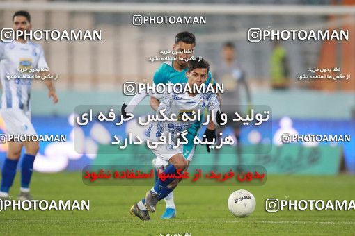 1493286, Tehran, , Iran Football Pro League، Persian Gulf Cup، Week 14، First Leg، Paykan 2 v 2 Esteghlal on 2019/12/09 at Azadi Stadium