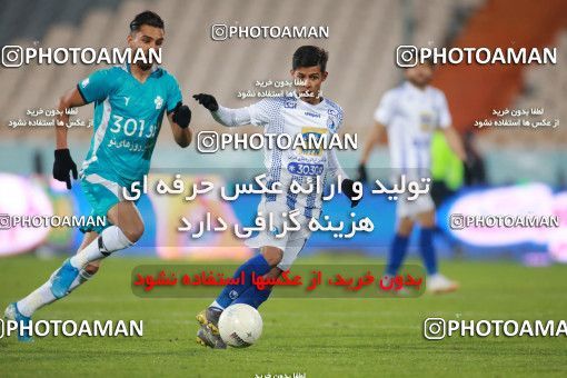 1493265, Tehran, , Iran Football Pro League، Persian Gulf Cup، Week 14، First Leg، Paykan 2 v 2 Esteghlal on 2019/12/09 at Azadi Stadium