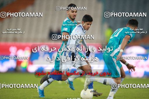 1493242, Tehran, , Iran Football Pro League، Persian Gulf Cup، Week 14، First Leg، Paykan 2 v 2 Esteghlal on 2019/12/09 at Azadi Stadium