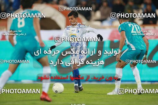 1493191, Tehran, , Iran Football Pro League، Persian Gulf Cup، Week 14، First Leg، Paykan 2 v 2 Esteghlal on 2019/12/09 at Azadi Stadium