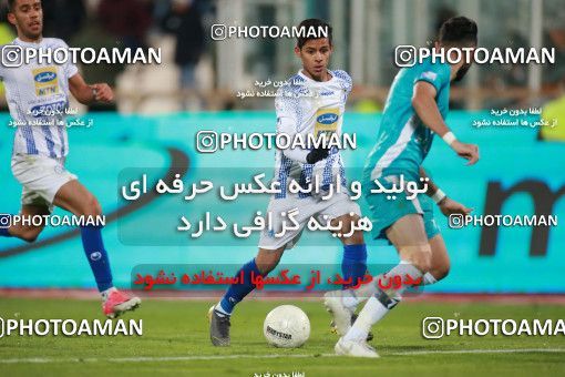 1493262, Tehran, , Iran Football Pro League، Persian Gulf Cup، Week 14، First Leg، Paykan 2 v 2 Esteghlal on 2019/12/09 at Azadi Stadium