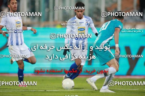 1493193, Tehran, , Iran Football Pro League، Persian Gulf Cup، Week 14، First Leg، Paykan 2 v 2 Esteghlal on 2019/12/09 at Azadi Stadium