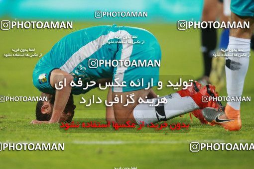 1493202, Tehran, , Iran Football Pro League، Persian Gulf Cup، Week 14، First Leg، Paykan 2 v 2 Esteghlal on 2019/12/09 at Azadi Stadium
