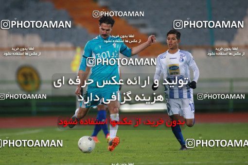 1493287, Tehran, , Iran Football Pro League، Persian Gulf Cup، Week 14، First Leg، Paykan 2 v 2 Esteghlal on 2019/12/09 at Azadi Stadium