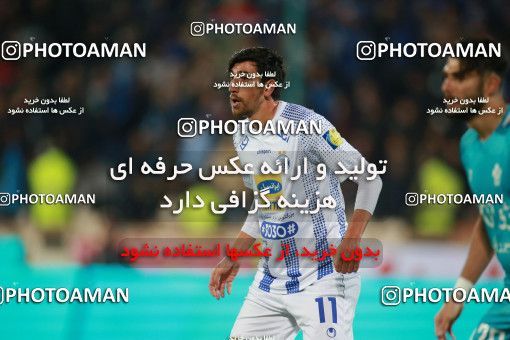 1493168, Tehran, , Iran Football Pro League، Persian Gulf Cup، Week 14، First Leg، Paykan 2 v 2 Esteghlal on 2019/12/09 at Azadi Stadium
