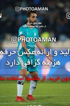 1493184, Tehran, , Iran Football Pro League، Persian Gulf Cup، Week 14، First Leg، Paykan 2 v 2 Esteghlal on 2019/12/09 at Azadi Stadium