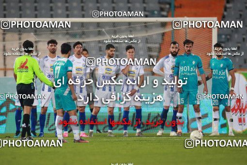 1493248, Tehran, , Iran Football Pro League، Persian Gulf Cup، Week 14، First Leg، Paykan 2 v 2 Esteghlal on 2019/12/09 at Azadi Stadium
