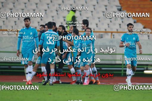 1493291, Tehran, , Iran Football Pro League، Persian Gulf Cup، Week 14، First Leg، Paykan 2 v 2 Esteghlal on 2019/12/09 at Azadi Stadium