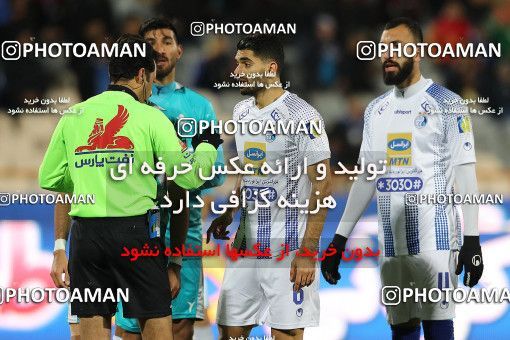 1696635, Tehran, , Iran Football Pro League، Persian Gulf Cup، Week 14، First Leg، Paykan 2 v 2 Esteghlal on 2019/12/09 at Azadi Stadium