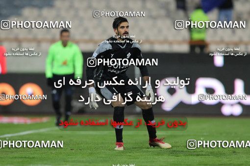 1696638, Tehran, , Iran Football Pro League، Persian Gulf Cup، Week 14، First Leg، Paykan 2 v 2 Esteghlal on 2019/12/09 at Azadi Stadium