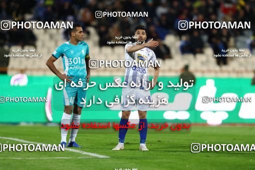 1820639, Tehran, , Iran Football Pro League، Persian Gulf Cup، Week 14، First Leg، Paykan 2 v 2 Esteghlal on 2019/12/09 at Azadi Stadium