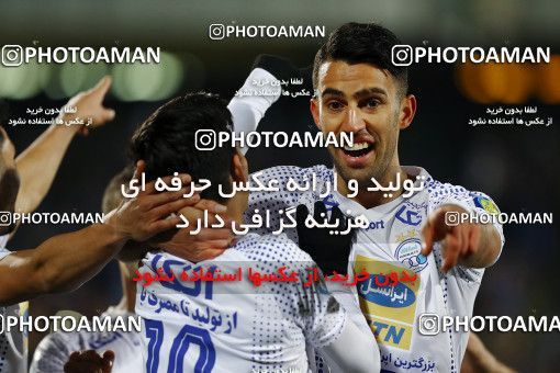 1820695, Tehran, , Iran Football Pro League، Persian Gulf Cup، Week 14، First Leg، Paykan 2 v 2 Esteghlal on 2019/12/09 at Azadi Stadium