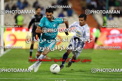 1820688, Tehran, , Iran Football Pro League، Persian Gulf Cup، Week 14، First Leg، Paykan 2 v 2 Esteghlal on 2019/12/09 at Azadi Stadium