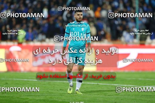 1820651, Tehran, , Iran Football Pro League، Persian Gulf Cup، Week 14، First Leg، Paykan 2 v 2 Esteghlal on 2019/12/09 at Azadi Stadium