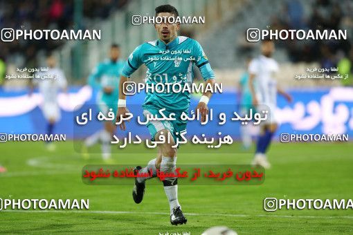 1820645, Tehran, , Iran Football Pro League، Persian Gulf Cup، Week 14، First Leg، Paykan 2 v 2 Esteghlal on 2019/12/09 at Azadi Stadium