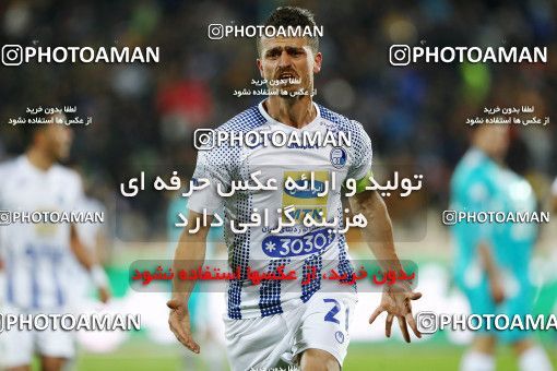 1820641, Tehran, , Iran Football Pro League، Persian Gulf Cup، Week 14، First Leg، Paykan 2 v 2 Esteghlal on 2019/12/09 at Azadi Stadium
