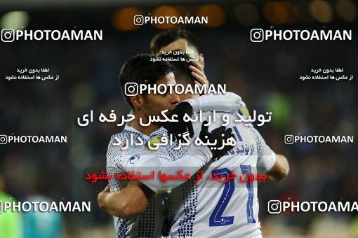 1820671, Tehran, , Iran Football Pro League، Persian Gulf Cup، Week 14، First Leg، Paykan 2 v 2 Esteghlal on 2019/12/09 at Azadi Stadium