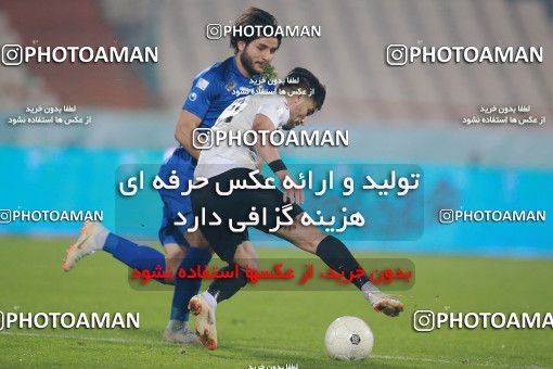 1497932, Tehran, , Iran Football Pro League، Persian Gulf Cup، Week 15، First Leg، Esteghlal 4 v 1 Shahin Shahrdari Boushehr on 2019/12/14 at Azadi Stadium
