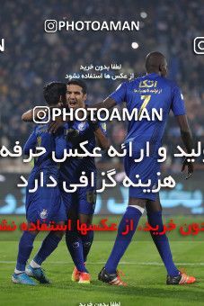 1498233, Tehran, , Iran Football Pro League، Persian Gulf Cup، Week 15، First Leg، Esteghlal 4 v 1 Shahin Shahrdari Boushehr on 2019/12/14 at Azadi Stadium