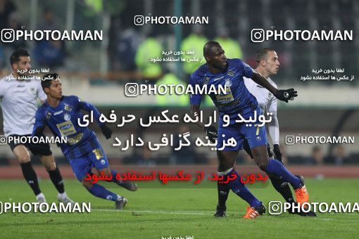 1696718, Tehran, , Iran Football Pro League، Persian Gulf Cup، Week 15، First Leg، Esteghlal 4 v 1 Shahin Shahrdari Boushehr on 2019/12/14 at Azadi Stadium
