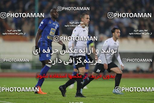 1696767, Tehran, , Iran Football Pro League، Persian Gulf Cup، Week 15، First Leg، Esteghlal 4 v 1 Shahin Shahrdari Boushehr on 2019/12/14 at Azadi Stadium