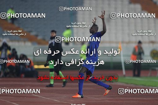 1696692, Tehran, , Iran Football Pro League، Persian Gulf Cup، Week 15، First Leg، Esteghlal 4 v 1 Shahin Shahrdari Boushehr on 2019/12/14 at Azadi Stadium
