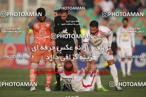 1497941, Tehran,Shahr Qods, Iran, Iran Football Pro League، Persian Gulf Cup، Week 15، First Leg، Saipa 0 v 2 Persepolis on 2019/12/14 at Shahr-e Qods Stadium