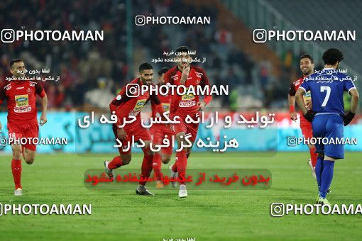 1820931, Tehran, Iran, Iran Football Pro League، Persian Gulf Cup، Week 14، First Leg، Persepolis 2 v 1 Gol Gohar Sirjan on 2019/12/10 at Azadi Stadium