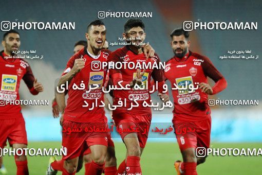 1820842, Tehran, Iran, Iran Football Pro League، Persian Gulf Cup، Week 14، First Leg، Persepolis 2 v 1 Gol Gohar Sirjan on 2019/12/10 at Azadi Stadium